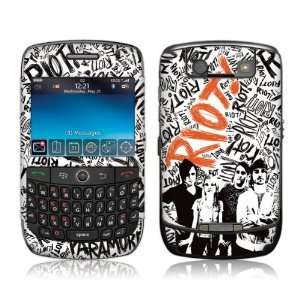   MS PARA20015 BlackBerry Curve  8900  Paramore  Riot Skin Electronics