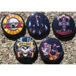  Set of 5 BRAND NEW Guns N Roses One Inch Buttons / Pins 