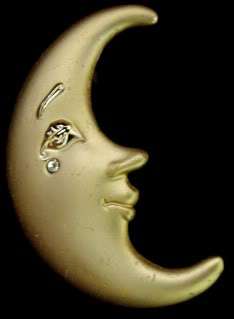 HAUNTED SuPer WiTcH PoWeR SiGnEd GoLd Moon ViNtAge PiN *254 DJINN 