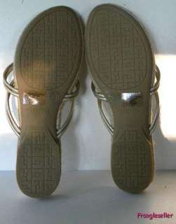 Merona womens thong sandals shoes 10 M gold  