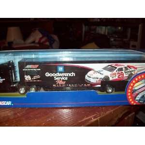 29 Goodwrench Service Plus White Car Image Rookie Year Hauler Trailer 