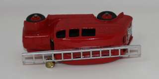 DINKY TOYS 250 FIRE ENGINE WITH LADDER EXCEPTIONAL  