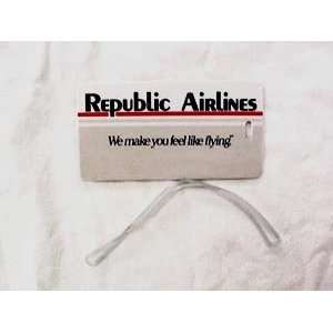  Republic Airlines Luggage Tag Set 