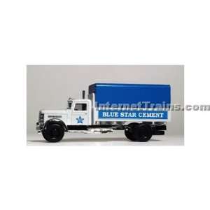 IMEX HO Scale Peterbilt Truck w/Sack Load   Blue Star 