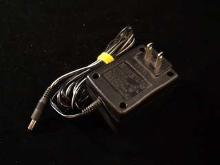 Robust 5402 20 001 (UC) 12V 560mA AC Adapter Adaptor Power Supply 