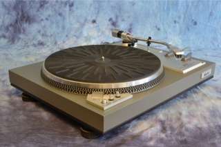 Akai AP 206 Turntable / Record Player     1273  