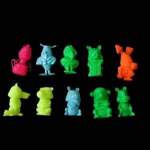  R&L Plastic Cereal Premium Figures alien animals 
