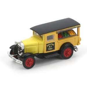  Athearn 26438 Ford Model A Huckster, Hickory Fields Toys & Games