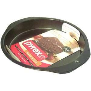  9 Inch Round Non Stick Cake Pan by Pyrex