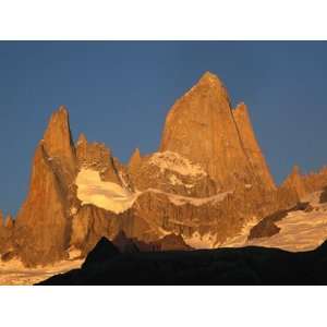  Mt Fitzroy and Poincenot at Dawn, Los Glaciares National 