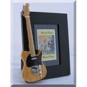  RASCALL FLATT Miniature Guitar Photo Frame Musical 