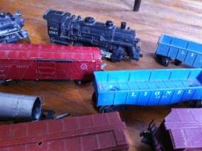 Vintage lionel American Flyer Train Cars Engines Tenders parts for 