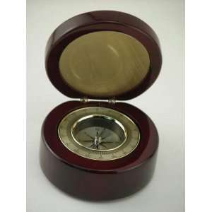  ROUND WOOD BOX W/ COMPASS & ENG. PLATE.