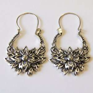  Thaimart Beautiful Flower Earring 925 Sterling Silver 