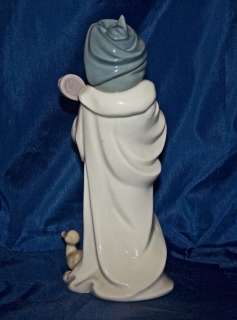 Lladro Bundled Bather # 6800 MINT CONDITION New with Box  