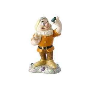   Doulton Snow White and The Seven Dwarfs Dear Old Doc