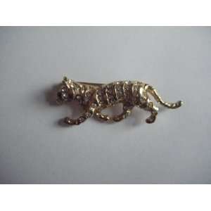  Decorative Tiger Brooch 