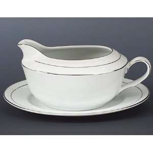 Stoneleigh Gravy w/Tray (2 Piece) 