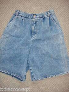 CANDIES Med Wash BLUE DENIM Jeans SHORTS sz S ~ 3 / 4  