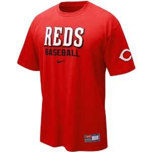   Reds Red 2011 MLB Practice T shirt (XX Large)