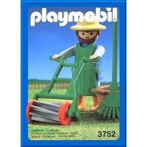  Playmobil Farm Series Vintage   Gardner Toys & Games