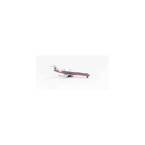  Herpa American Eagle CRJ700 1/500 Toys & Games