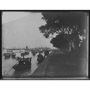  Seawall,harbor crowded with sampans,Canton