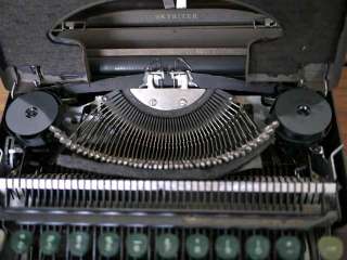 Vintage 40s Smith Corona Skyriter Portable Metal Manual Typewriter w 
