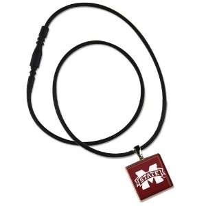  MISSISSIPPI STATE BULLDOGS OFFICIAL 18 NCAA NECKLACE 