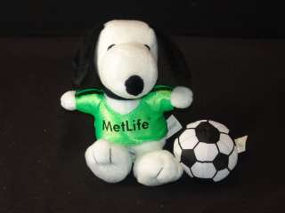 NEW METLIFE SNOOPY AD PLUSH DOLL SOCCER JERSEY PLAYER PLUSH STUFFED 