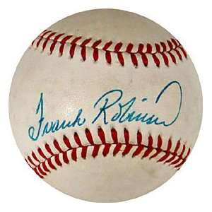  Frank Robinson Autographed / Signed Baseball (Global 