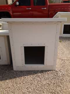 INSULATED DOG HOUSE   WARM IN THE WINTER   COOL IN THE SUMMER 