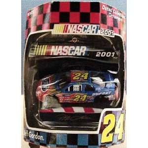    NASCAR Jeff Gordon #24 Collectable Ornament 2001 Toys & Games