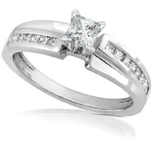 3/4 Carat Princess Cut Diamond Engagement Ring in 14kt 