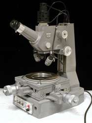 Unitron Toolmakers Microscope   Large  