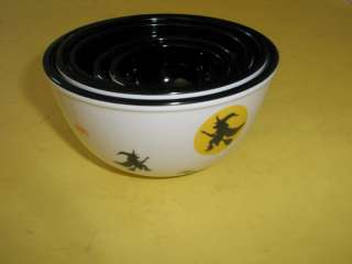 USED Halloween Melamine Nesting Bowls (5) Which Witch is Which?  