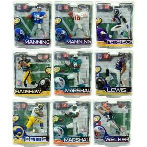  Mcfarlane NFL Series 26 Figures Sealed Case Of 8 Toys 