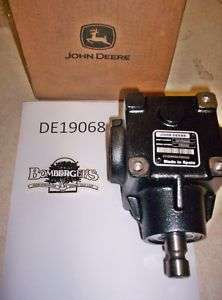 John Deere Mower Deck Gear Box DE19068 54 60 part NIB  