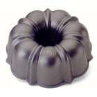 Nordic Ware Bundt Pan 6 cup Capacity. Made of Heavy Cast Aluminum with 