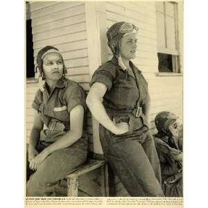   Women in War Servicewomen Pilots Wartime WWII   Original Halftone