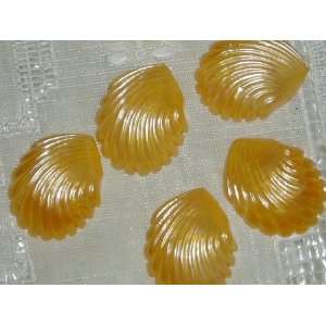    Vintage Apricot Seashell Lucite Bead Cab Arts, Crafts & Sewing