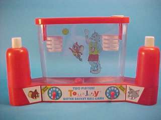 TOM AND JERRY BASKETBALL WATER GAME BOXED VINTAGE 1991  