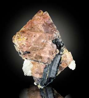 75 Gemmy PINK FLUORITE   Octahedral Crystal Pakistan  