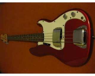 Squier by fender precision bass a Trieste    Annunci