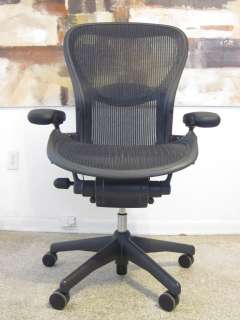 Herman Miller AERON Chair Ergonomic Task Desk Lumbar C Large Graphite 