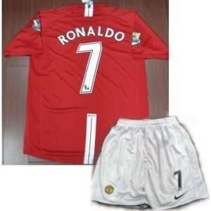  Manchester United # 7 C. Ronaldo size Medium w/ shorts 