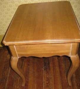 Ethan Allen Country French Provence Lamp End Table  