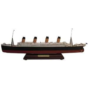    Minicraft Models Deluxe RMS Titanic 1/350 Scale Toys & Games