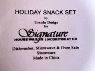 Signature Dodge Green Holly Holiday Snack Set Christmas  