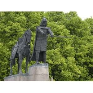  Statue of Gediminas, Grand Duke of Lithuania and Founder 